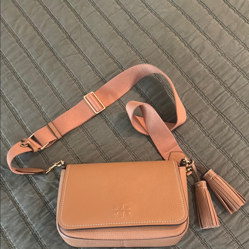 Tory Burch Thea Flap Crossbody bag